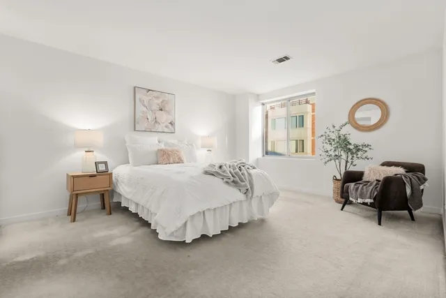 $679,000 | 183 Oak Street, Unit 404, Newton, MA 02464