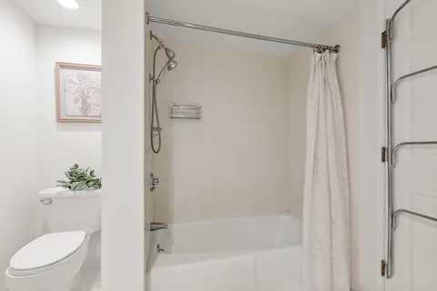 $679,000 | 183 Oak Street, Unit 404, Newton, MA 02464