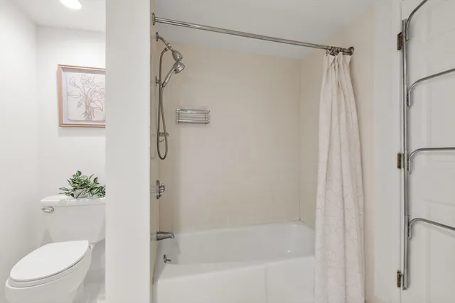 $679,000 | 183 Oak Street, Unit 404, Newton, MA 02464