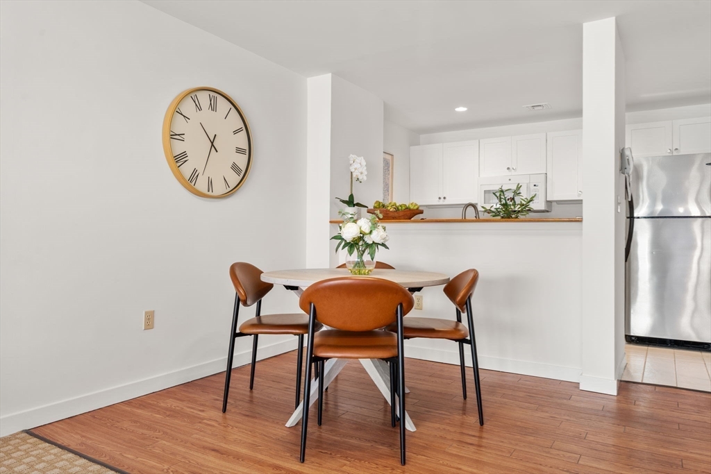 183 Oak Street, Unit 404 Newton, MA 02464 - Photo 8 of 17