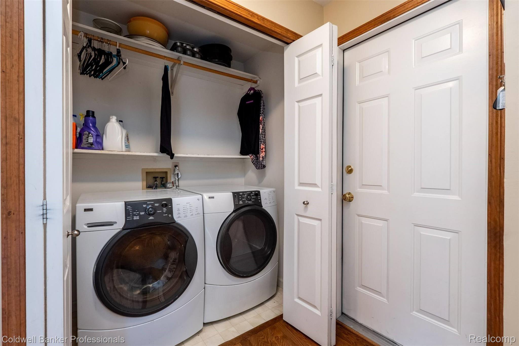 2745 Ripple Way White Lake, MI 48383 - Photo 45 of 58 1ST FLR LAUNDRY BY GARAGE