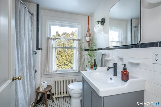 $585,000 | 84 Hoyts Hill, Bethel, CT 06801