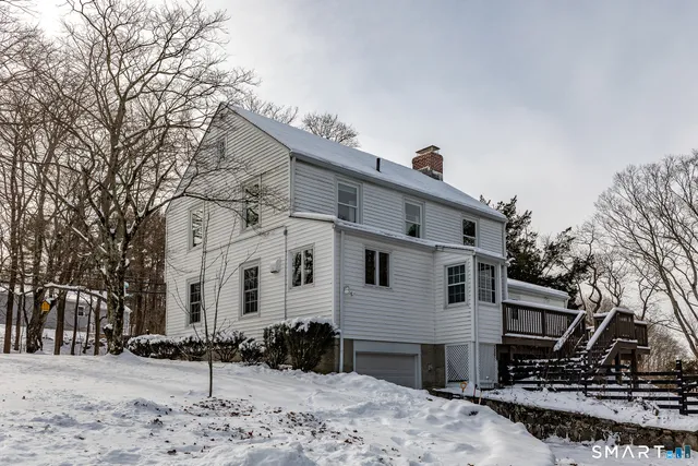 $585,000 | 84 Hoyts Hill, Bethel, CT 06801