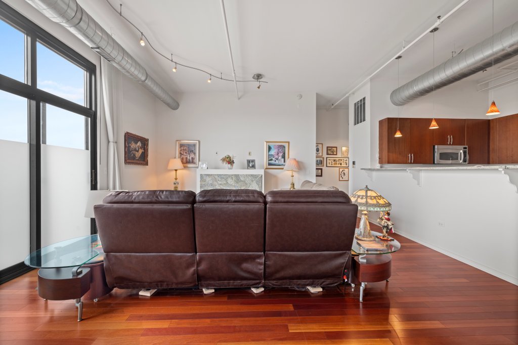 1525 South Sangamon Street, Unit 806 Chicago, IL 60608 - Photo 6 of 37