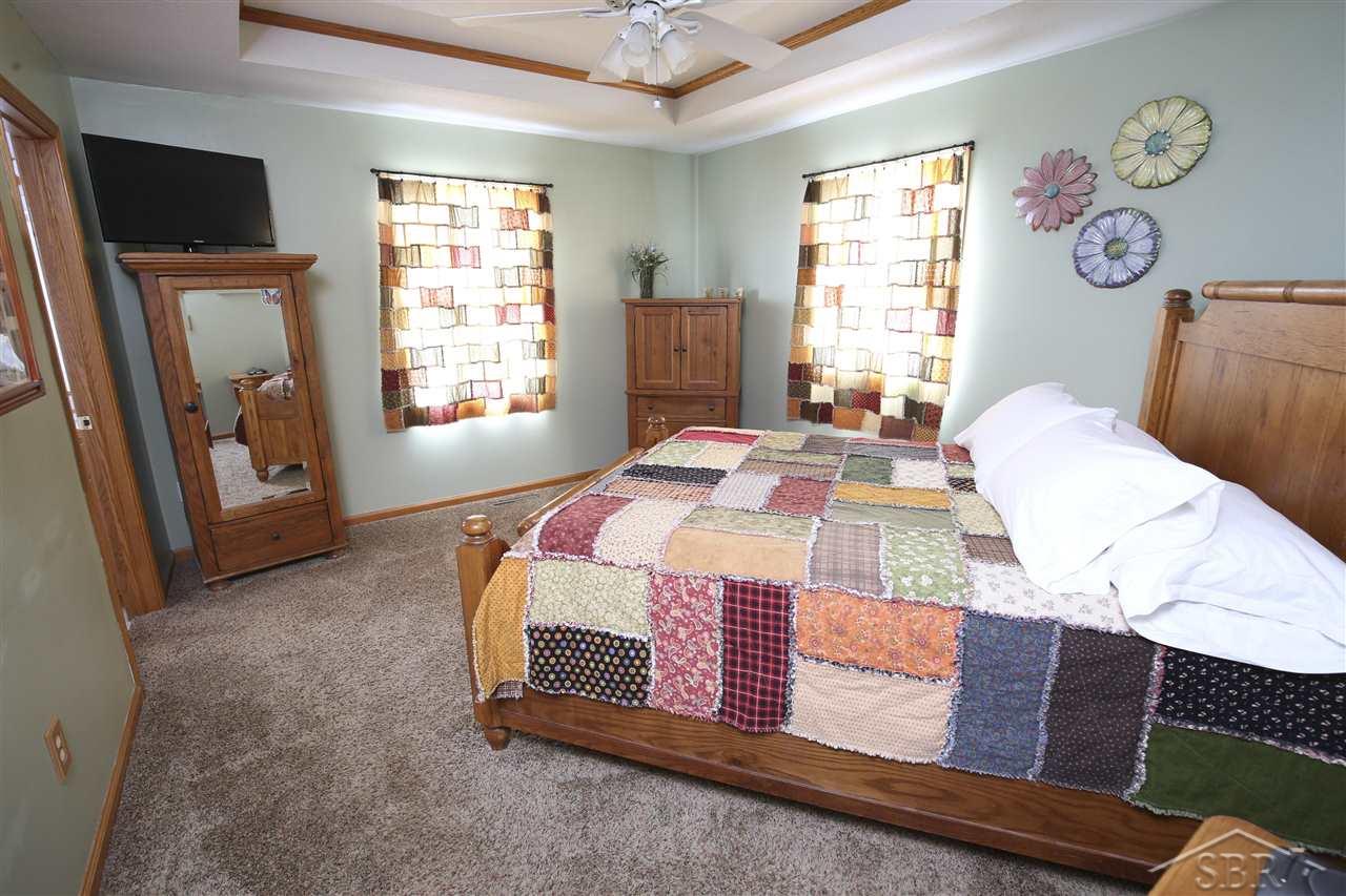 1480 North Hemlock Road Hemlock, MI 48626 - Photo 19 of 42 Walk-In Closet