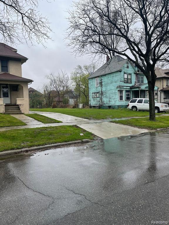 894 Atkinson Street Detroit, MI 48202 - Photo 2 of 5 Gallery Image 2