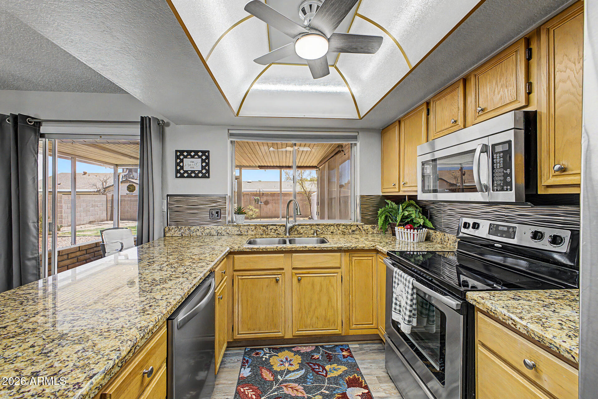 10443 West Ruth Avenue Peoria, AZ 85345 - Photo 13 of 29
