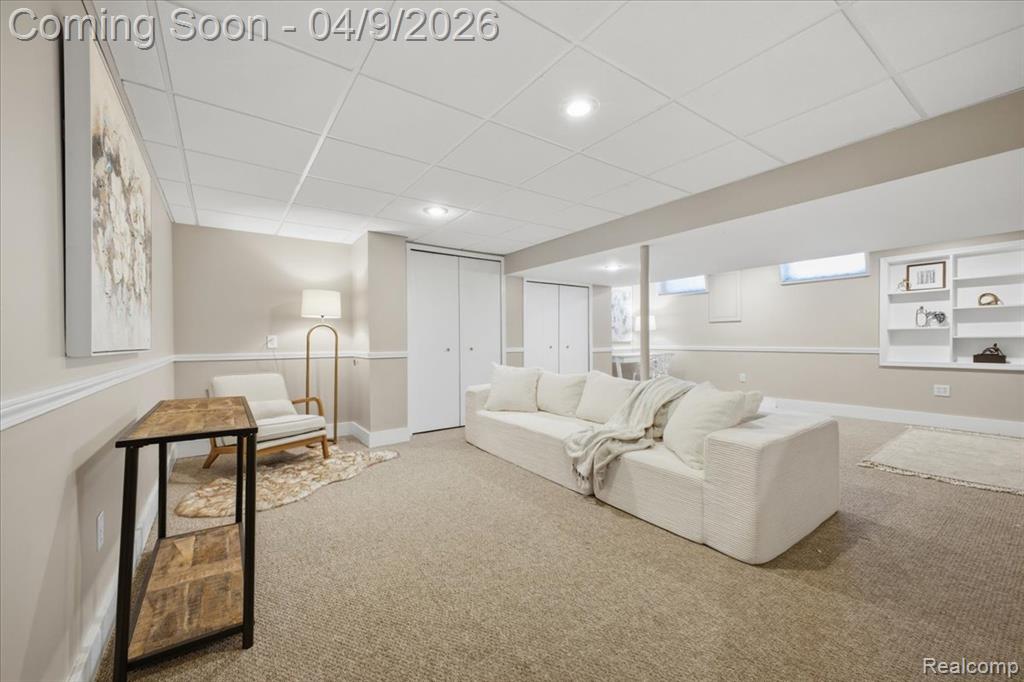 889 Hadley Road Rochester Hills, MI 48307 - Photo 35 of 54