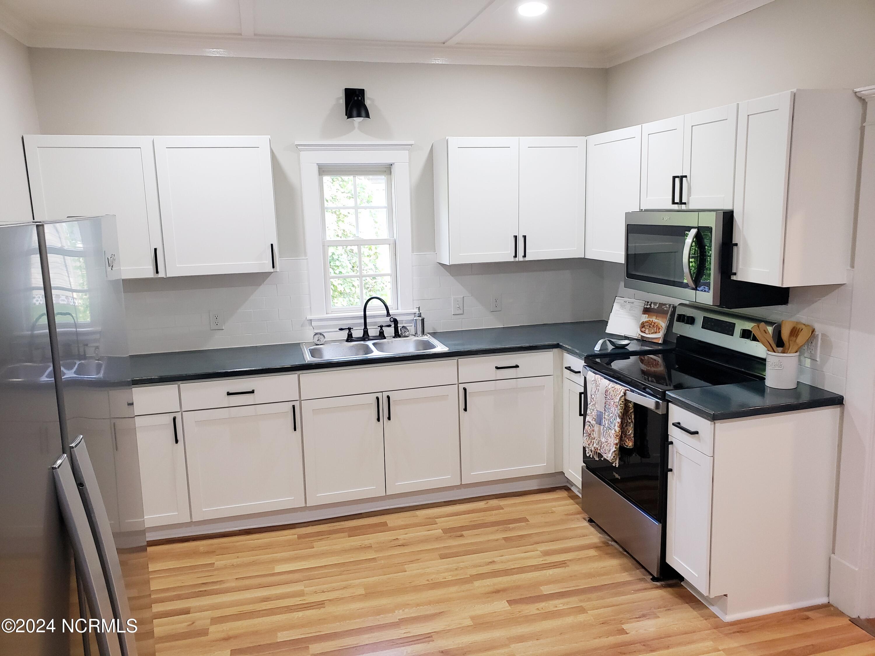 119 Maple Street Brunswick, NC 28472 - Photo 22 of 30 20240429_090145