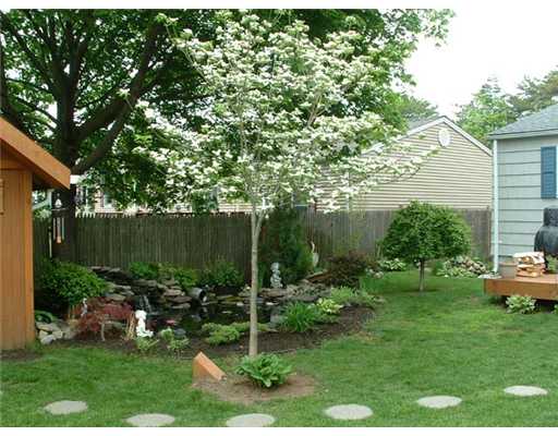 206 Vineyard Road Warwick, RI 02889 - Photo 18 of 20 Yard/Garden.