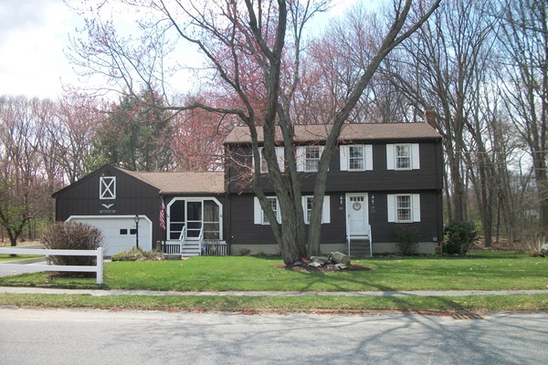 20 John Robinson Road Hudson, MA 01749 - Photo 1 of 3 Gallery Image 1