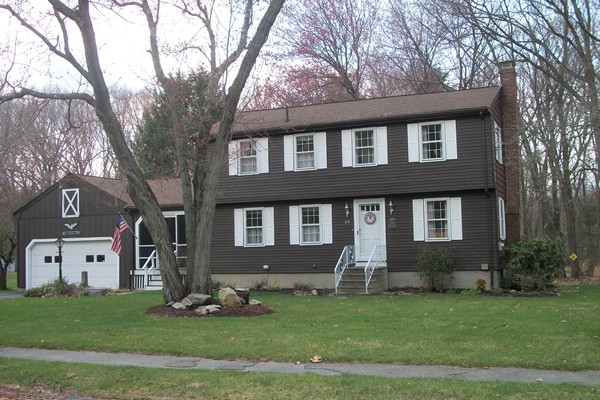 20 John Robinson Road Hudson, MA 01749 - Photo 2 of 3 Gallery Image 2