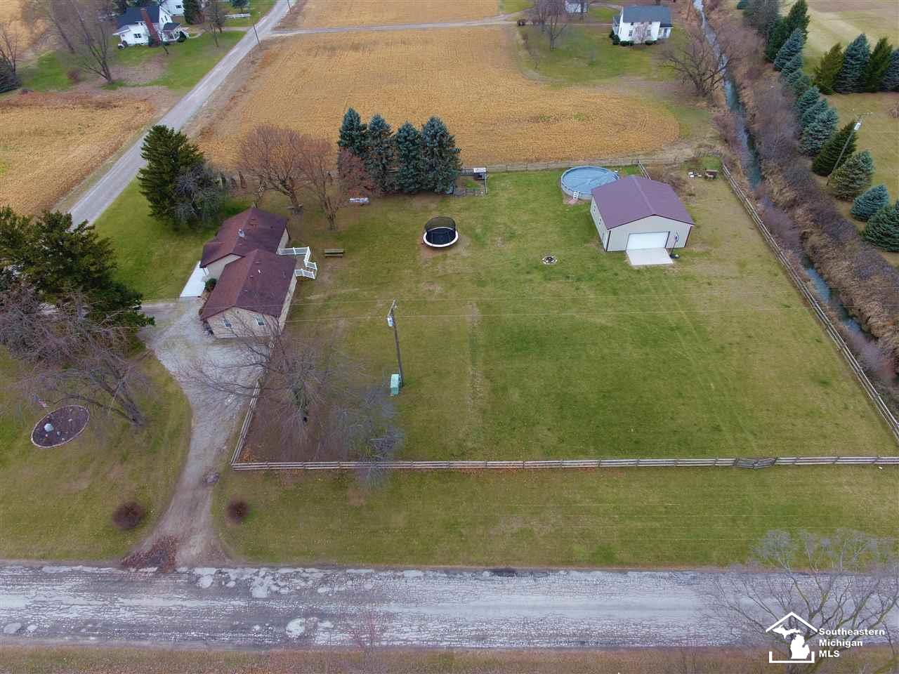 17020 Morocco Road Petersburg, MI 49270 - Photo 5 of 38