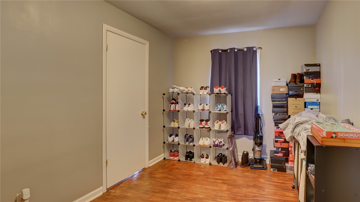 2270 Yorkshire Drive Decatur, IL 62526 - Photo 25 of 27 Gallery Image 25