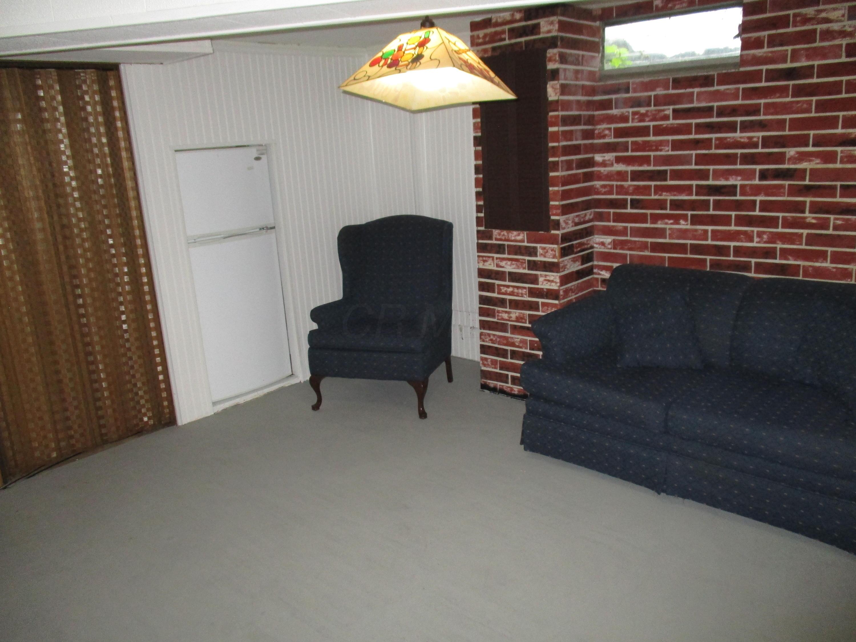 2004 Brookfield Road Columbus, OH 43229 - Photo 24 of 26 Gallery Image 24
