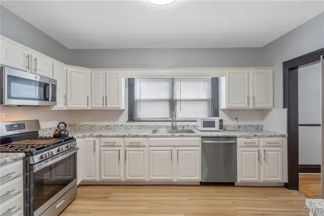 $435,000 | 944 Bellevue Avenue, Syracuse, NY 13204