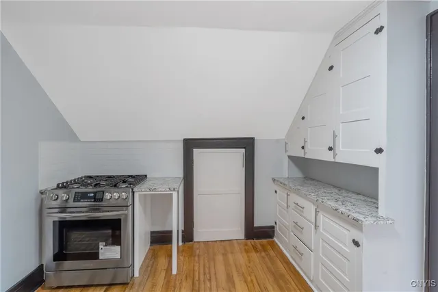 $435,000 | 944 Bellevue Avenue, Syracuse, NY 13204