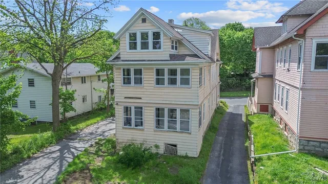 $435,000 | 944 Bellevue Avenue, Syracuse, NY 13204