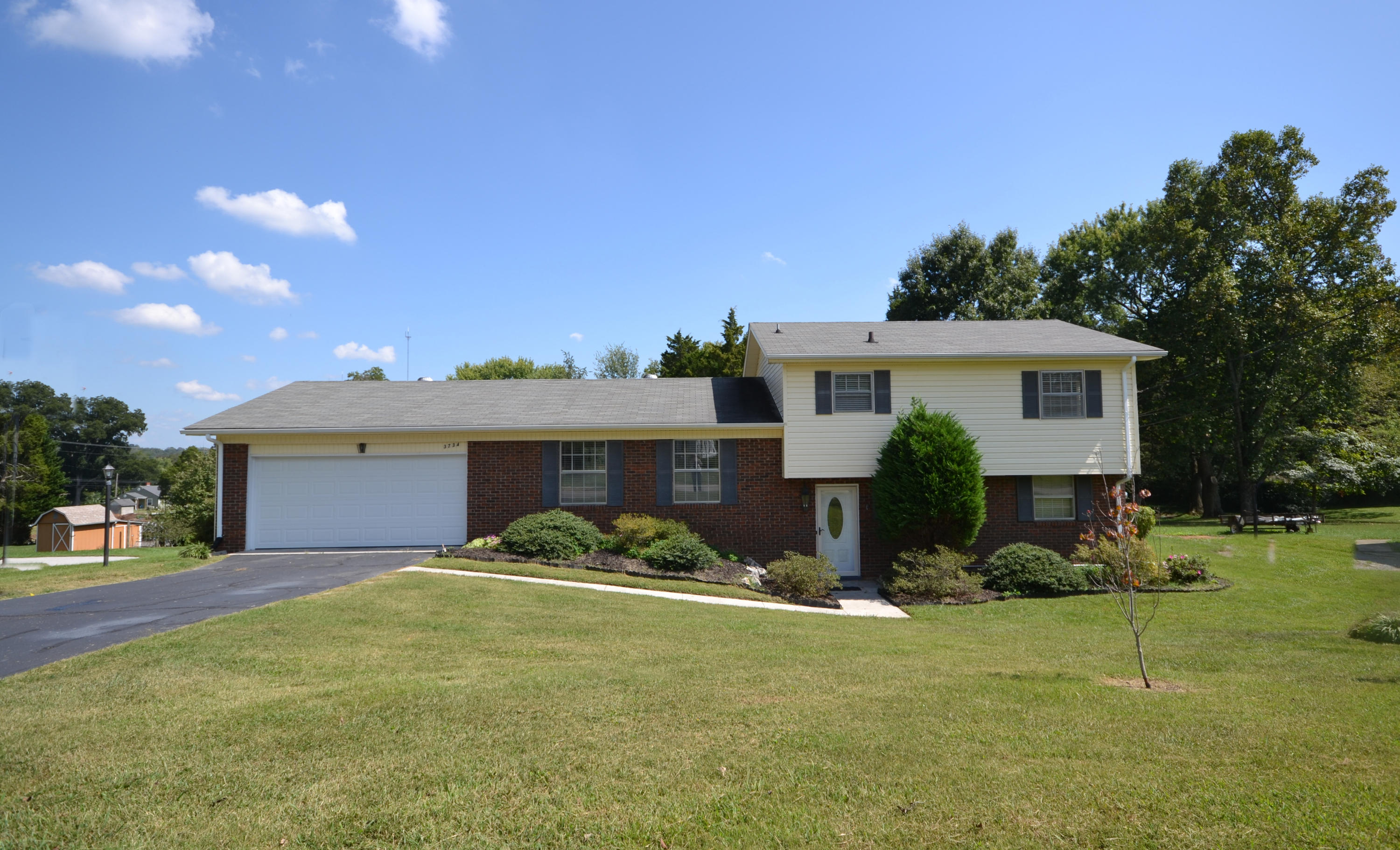 3734 Cherrylog Road Knoxville, TN 37921 - Photo 1 of 25 FRONT EXTERIOR