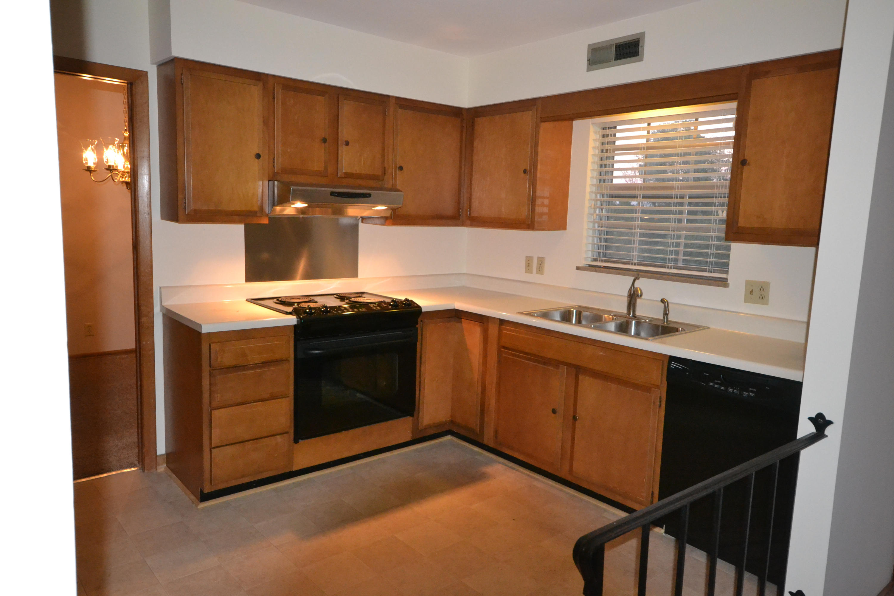3734 Cherrylog Road Knoxville, TN 37921 - Photo 2 of 25 Part of kitchen
