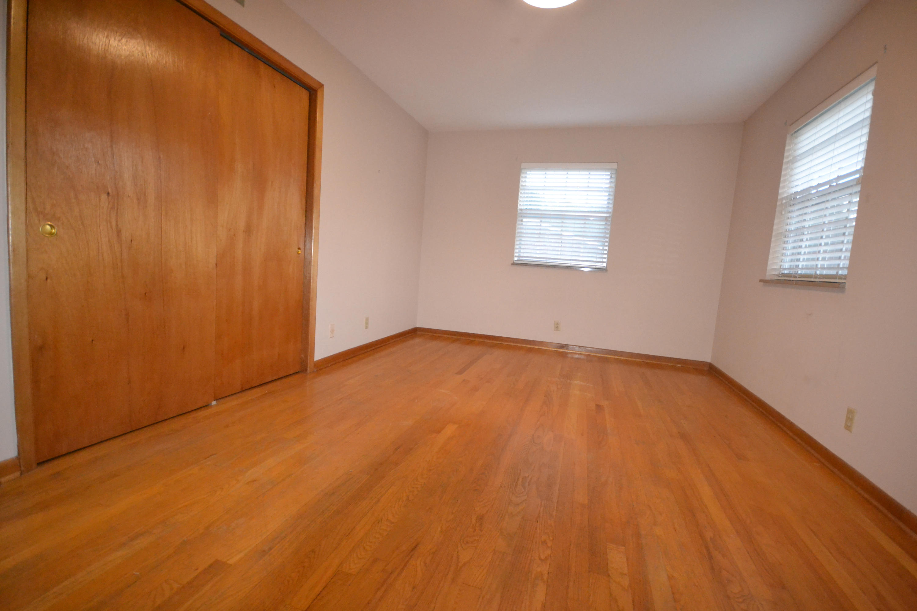 3734 Cherrylog Road Knoxville, TN 37921 - Photo 11 of 25 BR 2 with 2 closets