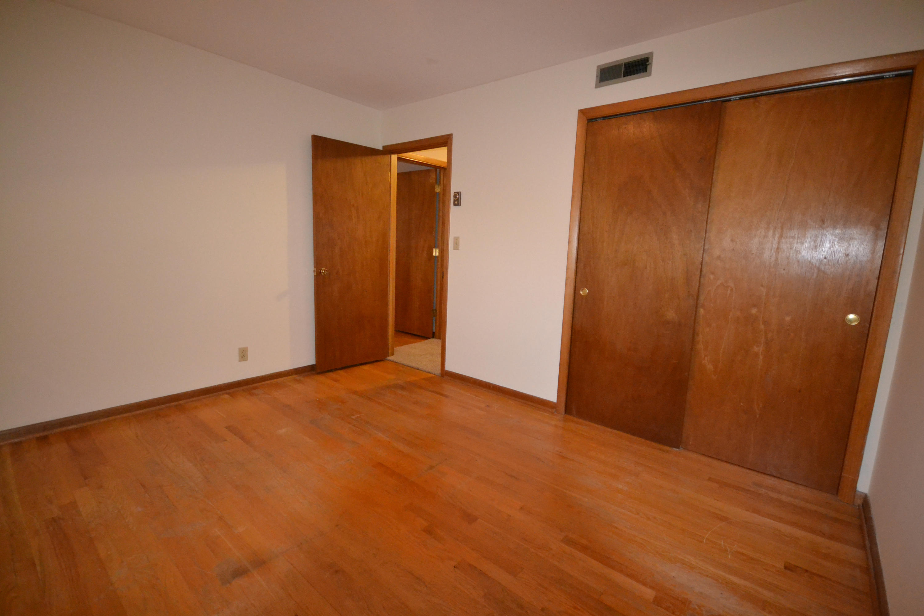 3734 Cherrylog Road Knoxville, TN 37921 - Photo 15 of 25 BR 4