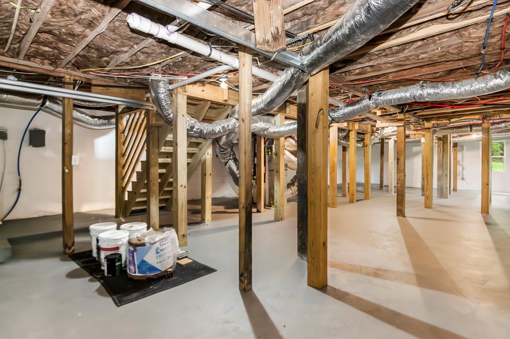 587 Oak Trace East Jasper, GA 30143 - Photo 46 of 47 a room with gym equipment