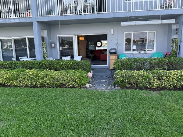 $2,400 | 1201 South Riverside Drive, Unit 106, Pompano Beach, FL 33062