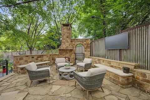 $1,495,000 | 2967 Magnolia Hill Court, Dallas, TX 75201