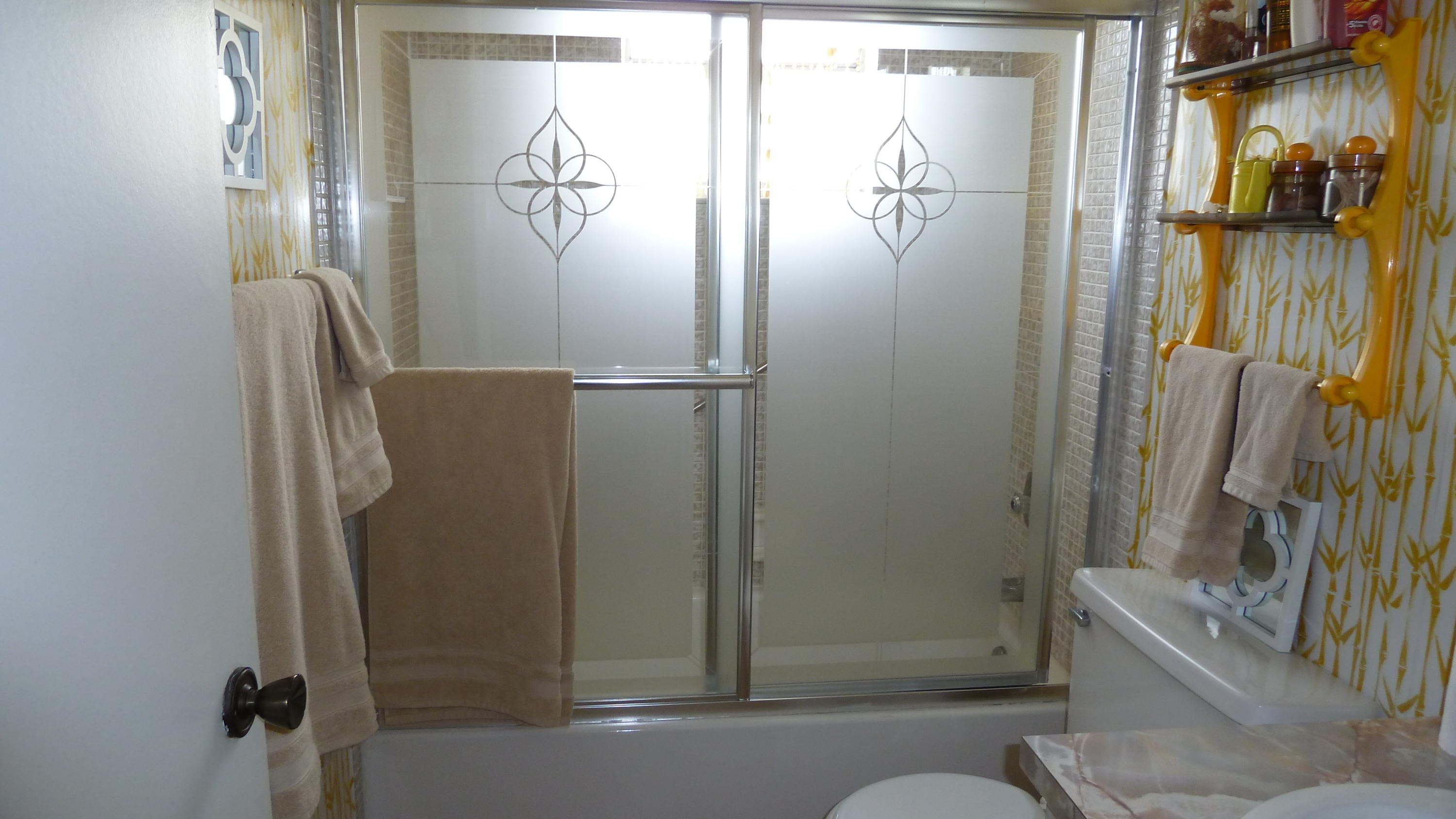710 Normandy Lane Delray Beach, FL 33484 - Photo 12 of 25 bathroom