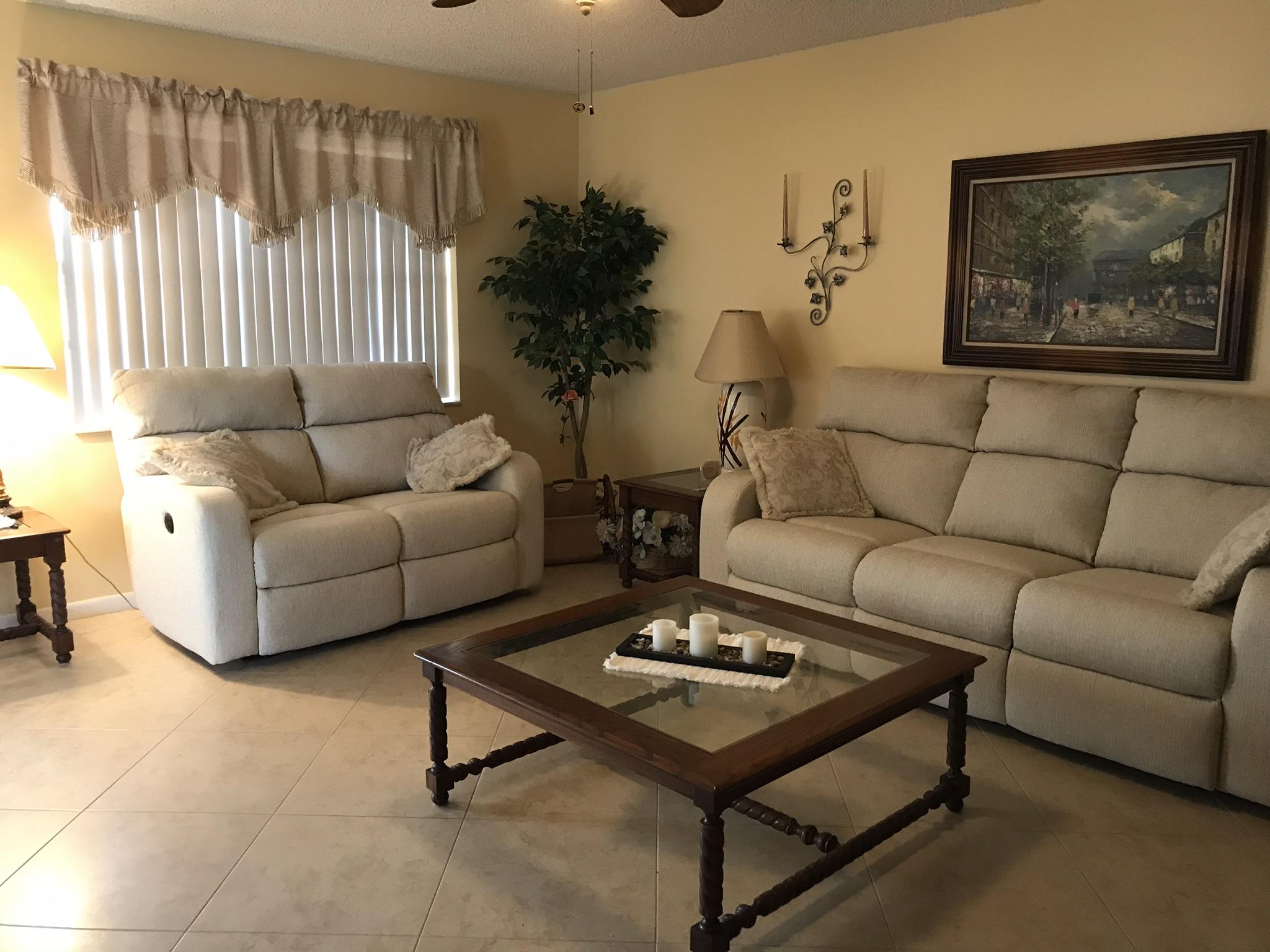 710 Normandy Lane Delray Beach, FL 33484 - Photo 21 of 25 Couches