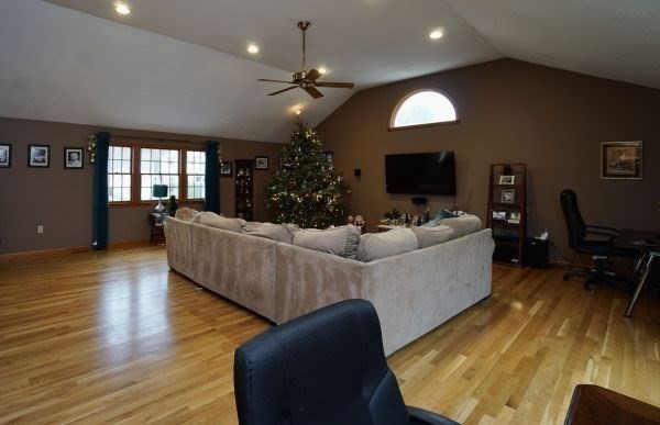 133 Plymouth Road Bellingham, MA 02019 - Photo 14 of 32 Gallery Image 14