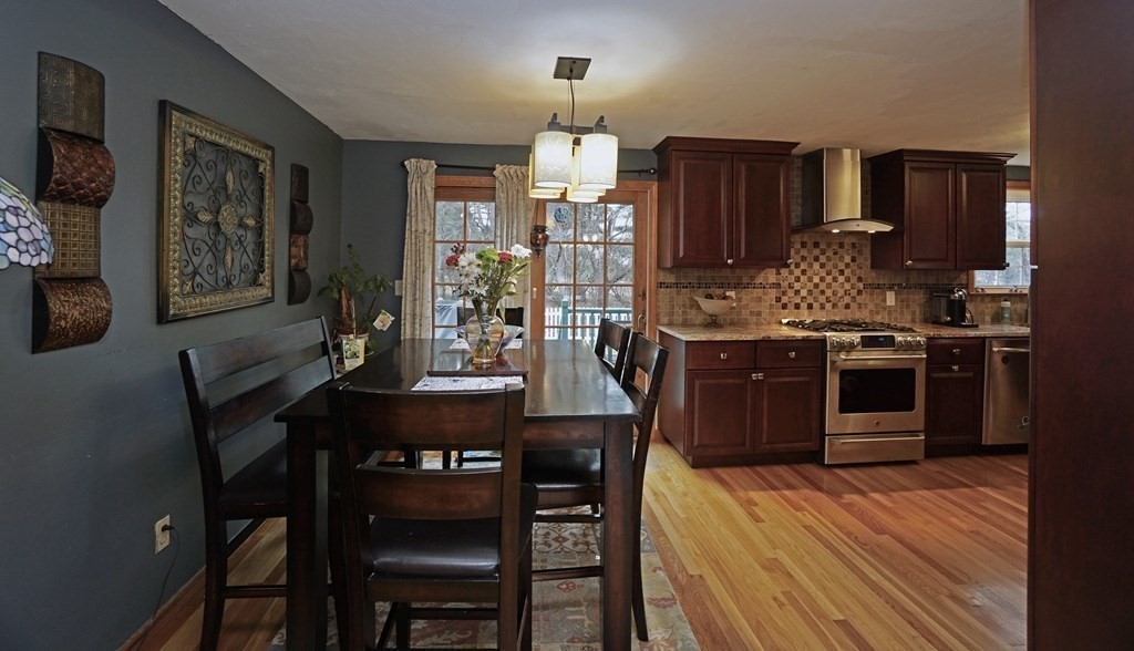 133 Plymouth Road Bellingham, MA 02019 - Photo 7 of 32 Gallery Image 7