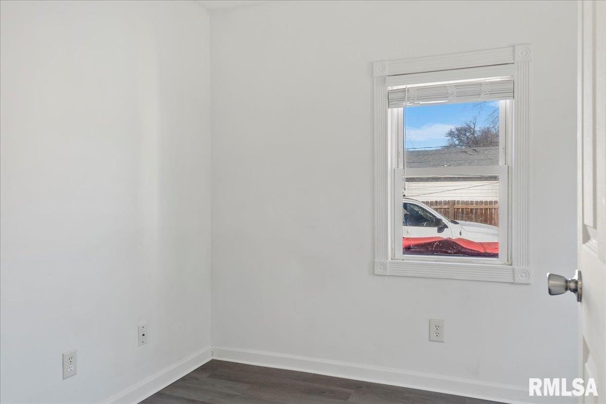 2424 South 10th Street Springfield, IL 62703 - Photo 20 of 27