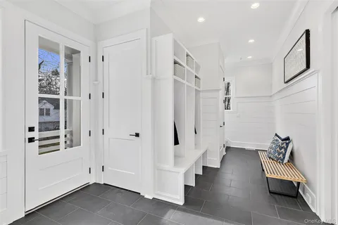 $3,350,000 | 201 Bedford Road, Chappaqua, NY 10514