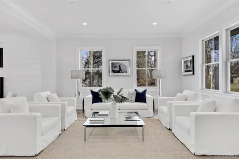 $3,350,000 | 201 Bedford Road, Chappaqua, NY 10514