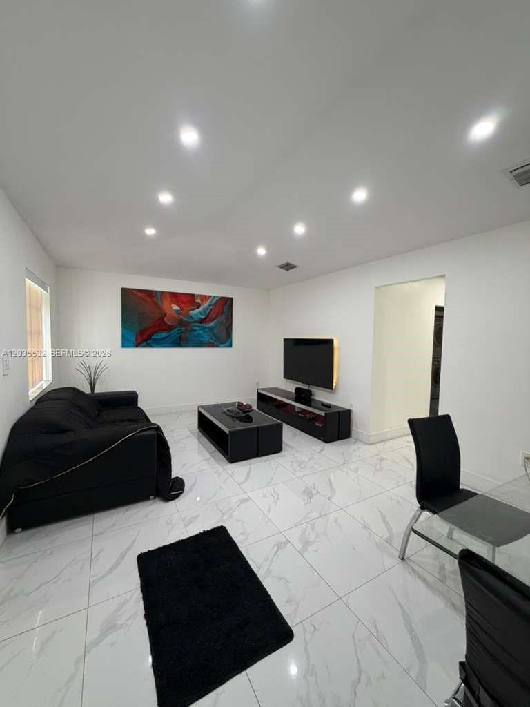 8246 Southwest 147th Court Miami, FL 33193 - Photo 3 of 26