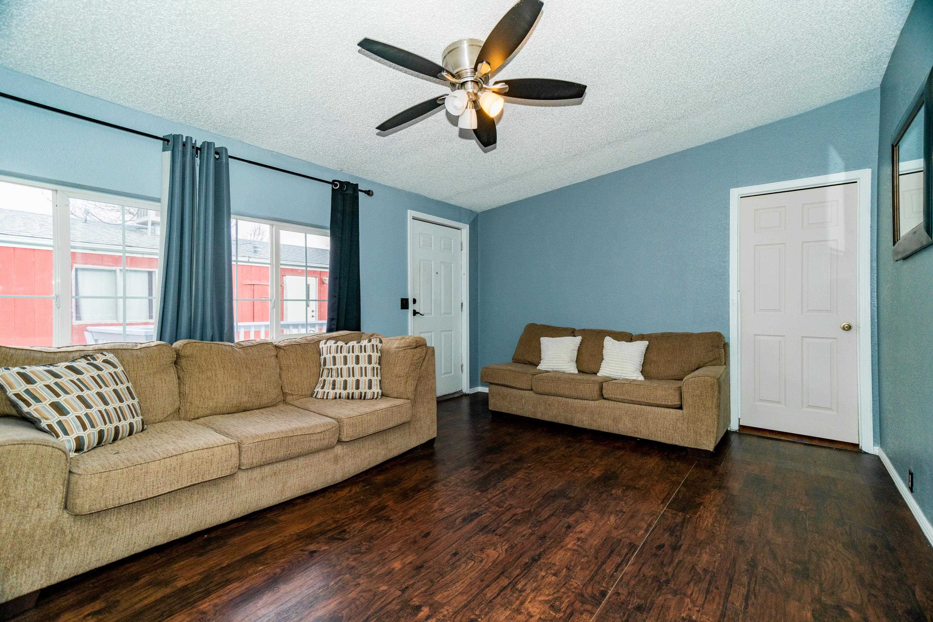 424 32 Road, Unit 265 Clifton, CO 81520 - Photo 3 of 21 a living room with couches and a coffee table