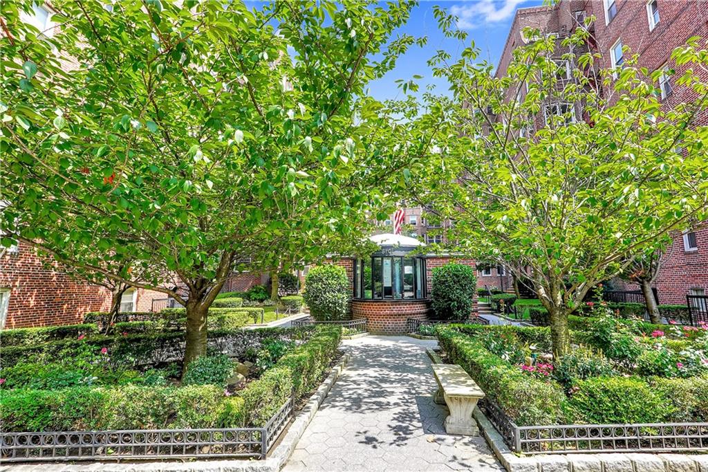 8701 Shore Road, Unit 440 Brooklyn, NY 11209 - Photo 23 of 24 Gallery Image 23