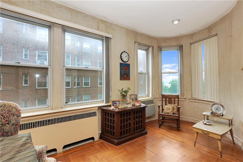 8701 Shore Road, Unit 440 Brooklyn, NY 11209 - Photo 4 of 24 Gallery Image 4