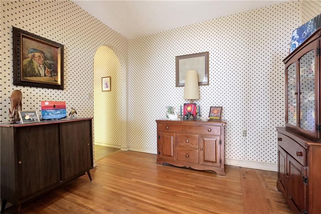 8701 Shore Road, Unit 440 Brooklyn, NY 11209 - Photo 6 of 24 Gallery Image 6