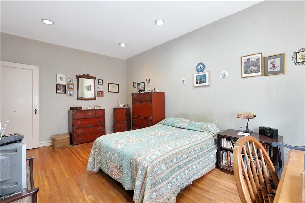 8701 Shore Road, Unit 440 Brooklyn, NY 11209 - Photo 8 of 24 Gallery Image 8