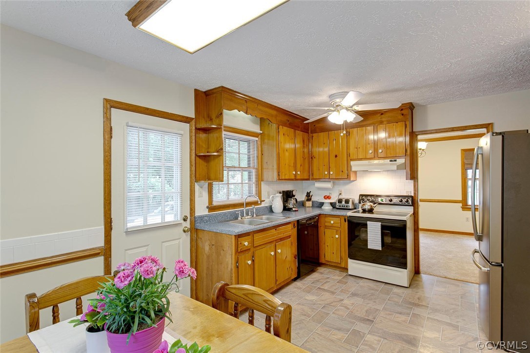 4313 Brixton Road Chesterfield, VA 23832 - Photo 13 of 29 Gallery Image 13