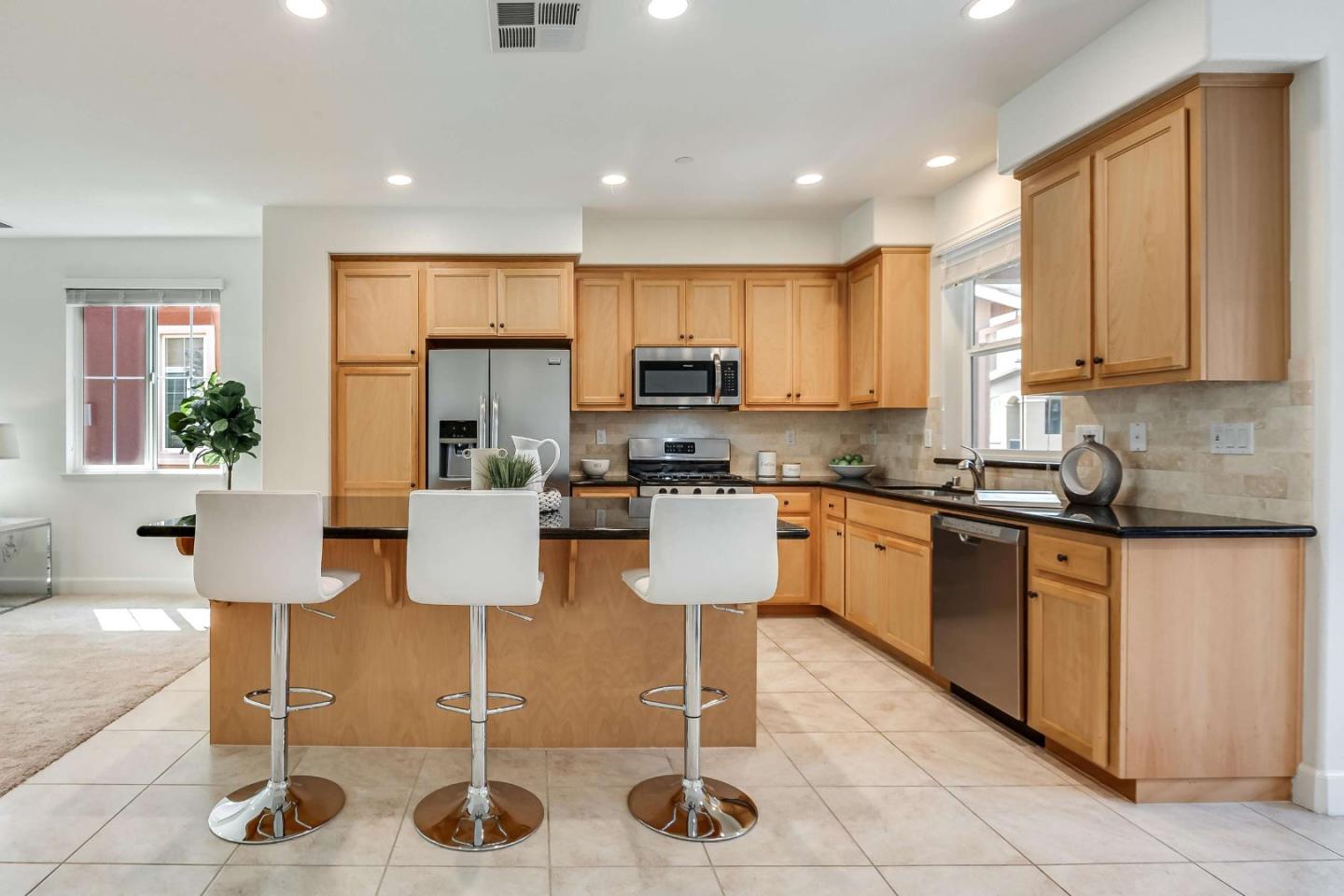 5658 Oceanspray Road Newark, CA 94560 - Photo 13 of 43 Gallery Image 13