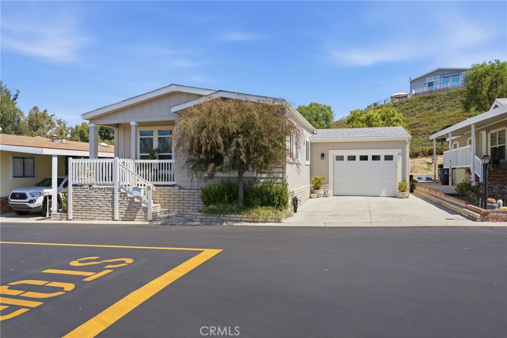 1051 Site, Unit 21 Brea, CA 92821 - Photo 2 of 25