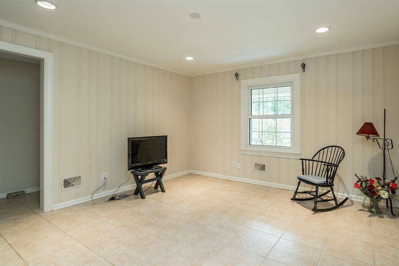 4217 Boxwood Road Raleigh, NC 27612 - Photo 13 of 26 Photo 13