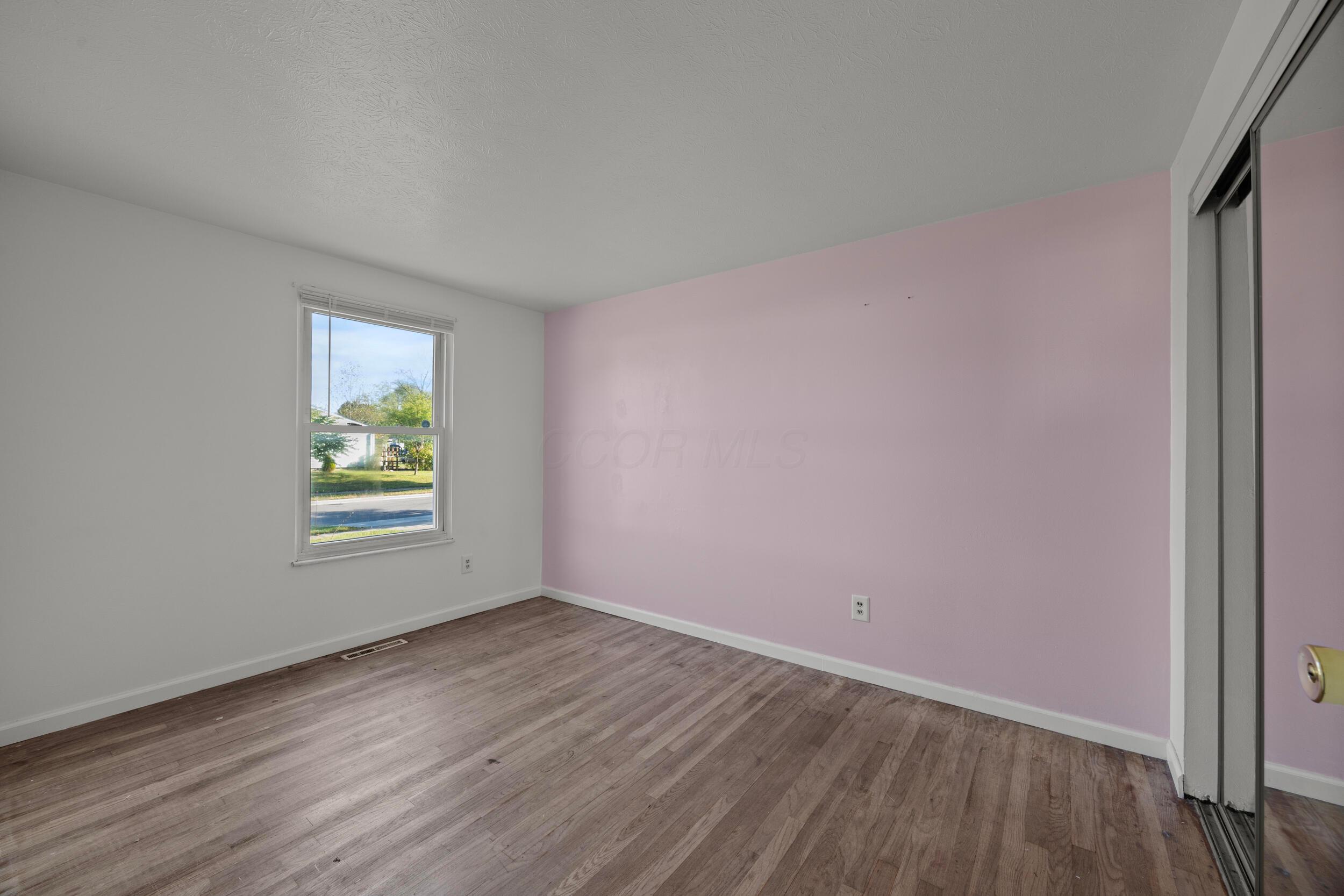 3881 Lexmont Road South Columbus, OH 43228 - Photo 12 of 26 14_4x3a8760