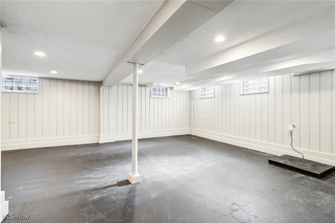 753 Ewing Road Youngstown, OH 44512 - Photo 29 of 47 Basement with a textured ceiling