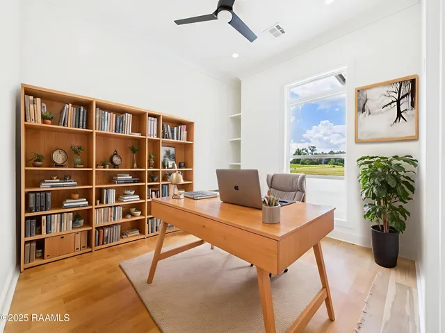 $1,063,296 | 223 Gunter Grass Court, Lafayette, LA 70508