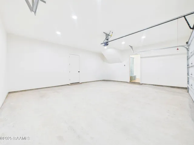 $1,063,296 | 223 Gunter Grass Court, Lafayette, LA 70508